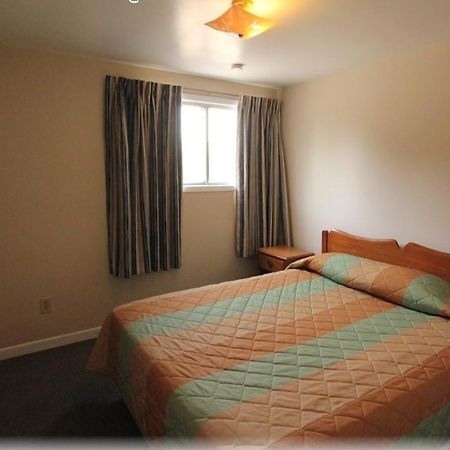קובורג Lotus Motel חדר תמונה
