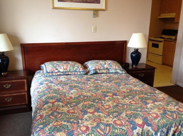 קובורג Lotus Motel חדר תמונה