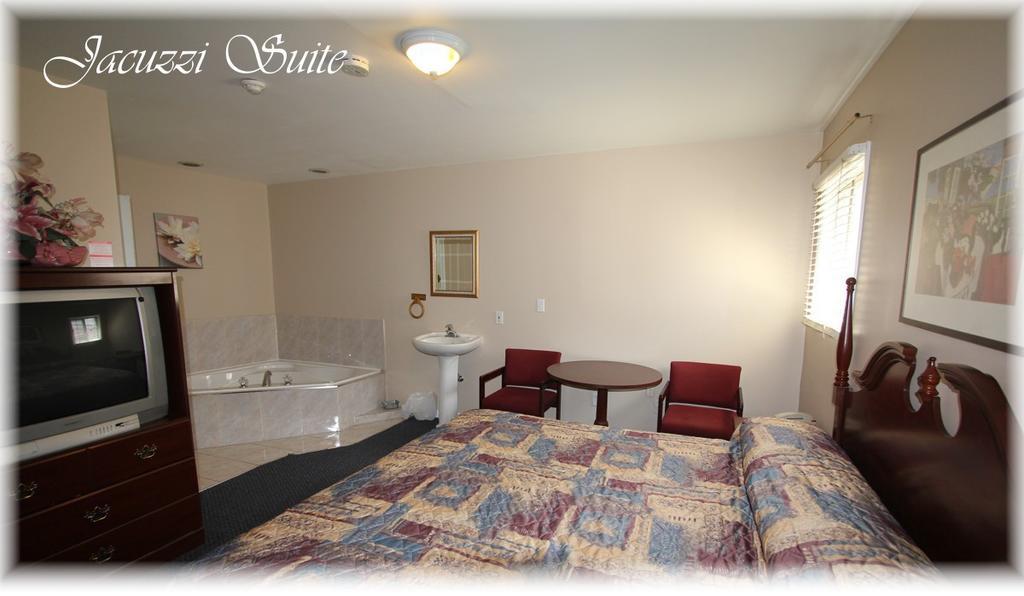 קובורג Lotus Motel מראה חיצוני תמונה