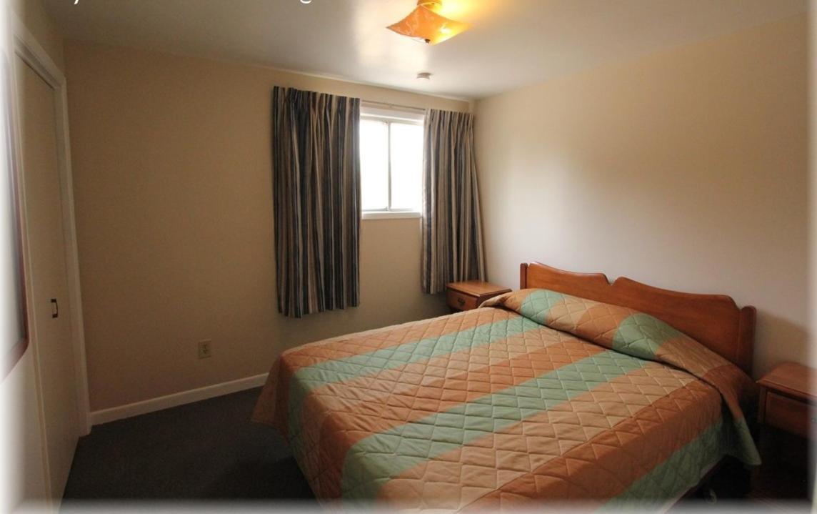 קובורג Lotus Motel חדר תמונה